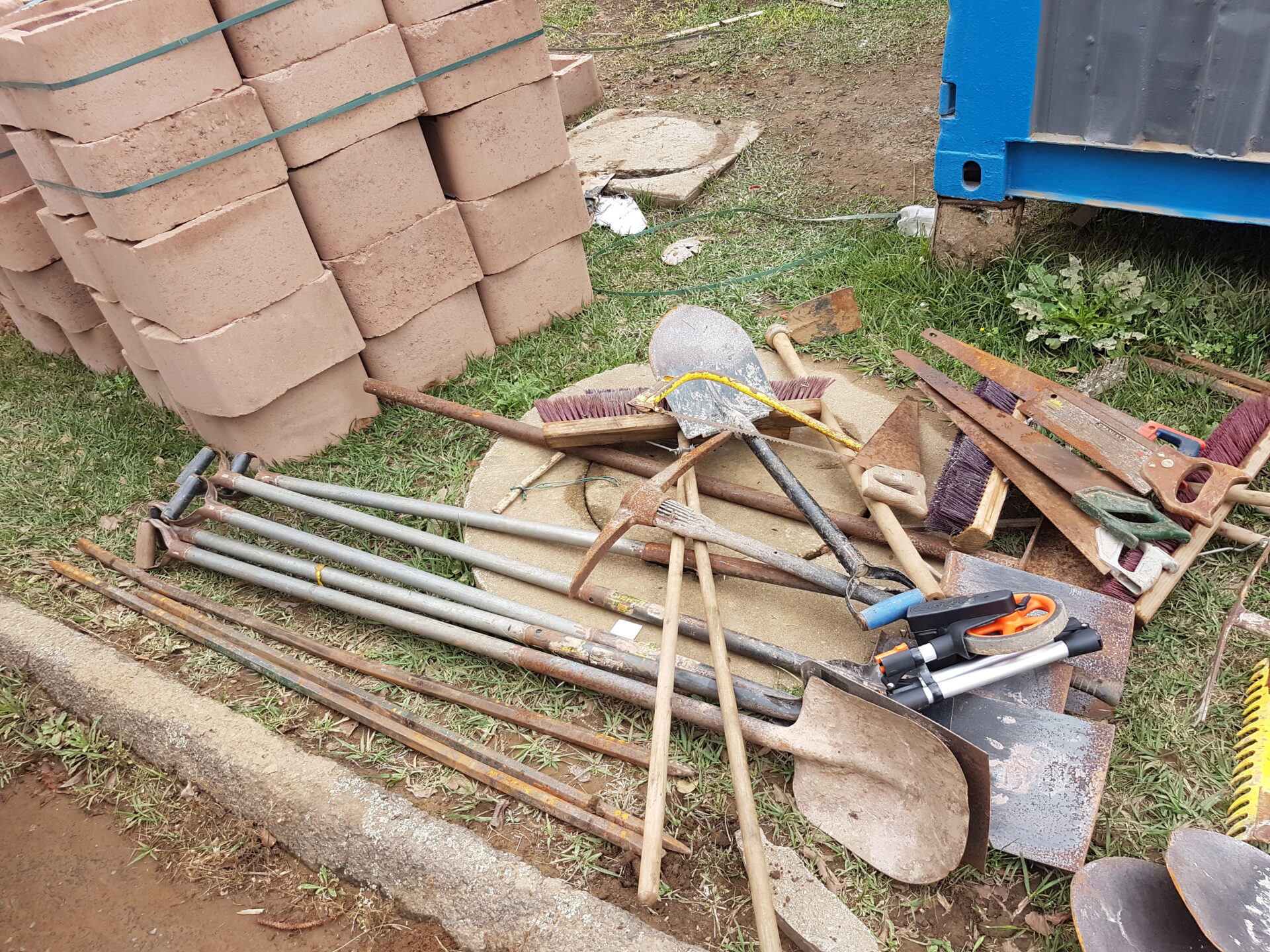 Retaining Walls Drystack Segmental Concrete Blocks Types in Durban